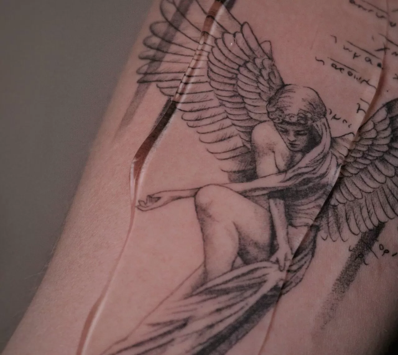 10 идей татуировок, вдохновлённых искусством во всех его проявлениях
