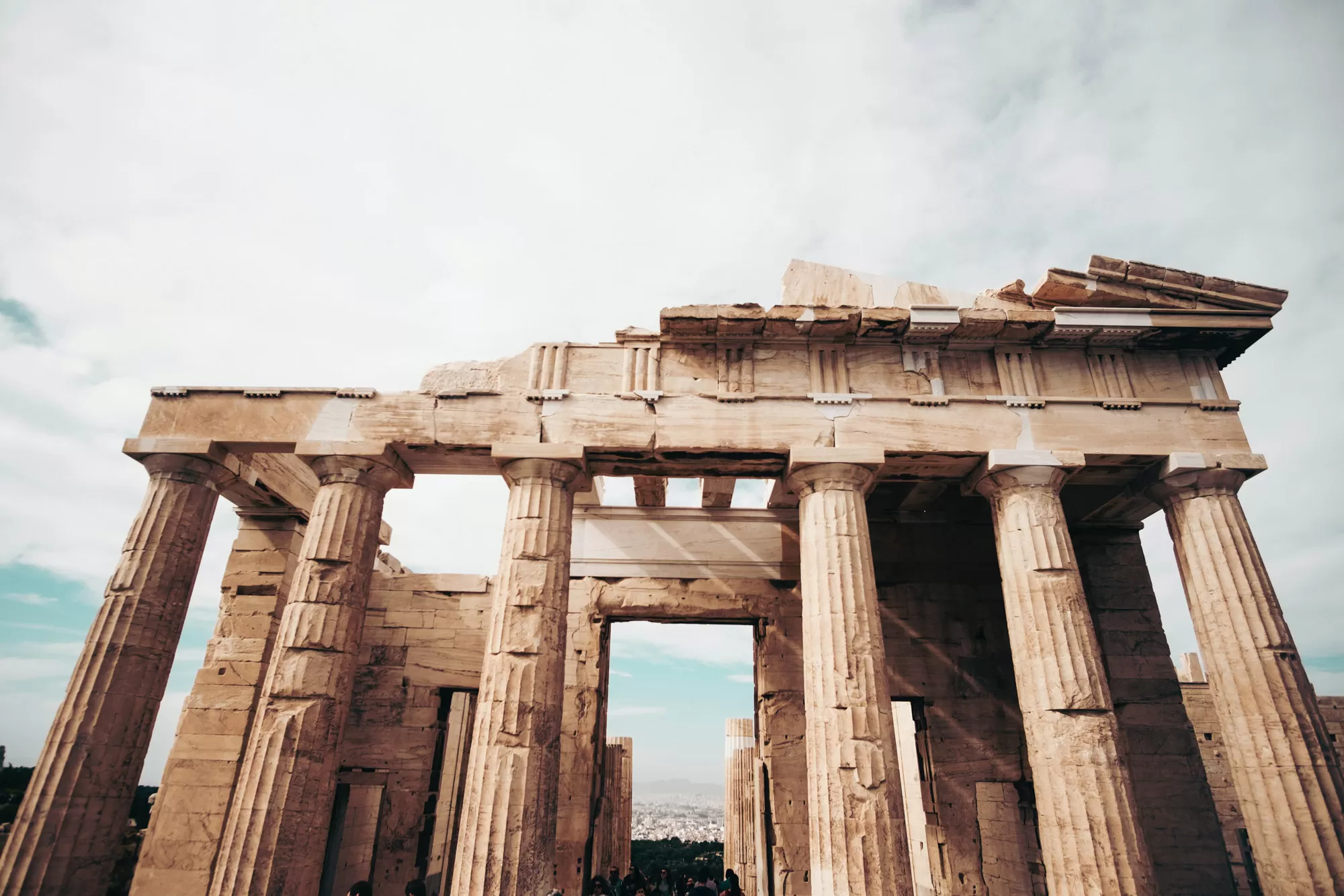 Археологи недовольны проектом реконструкции Акрополя