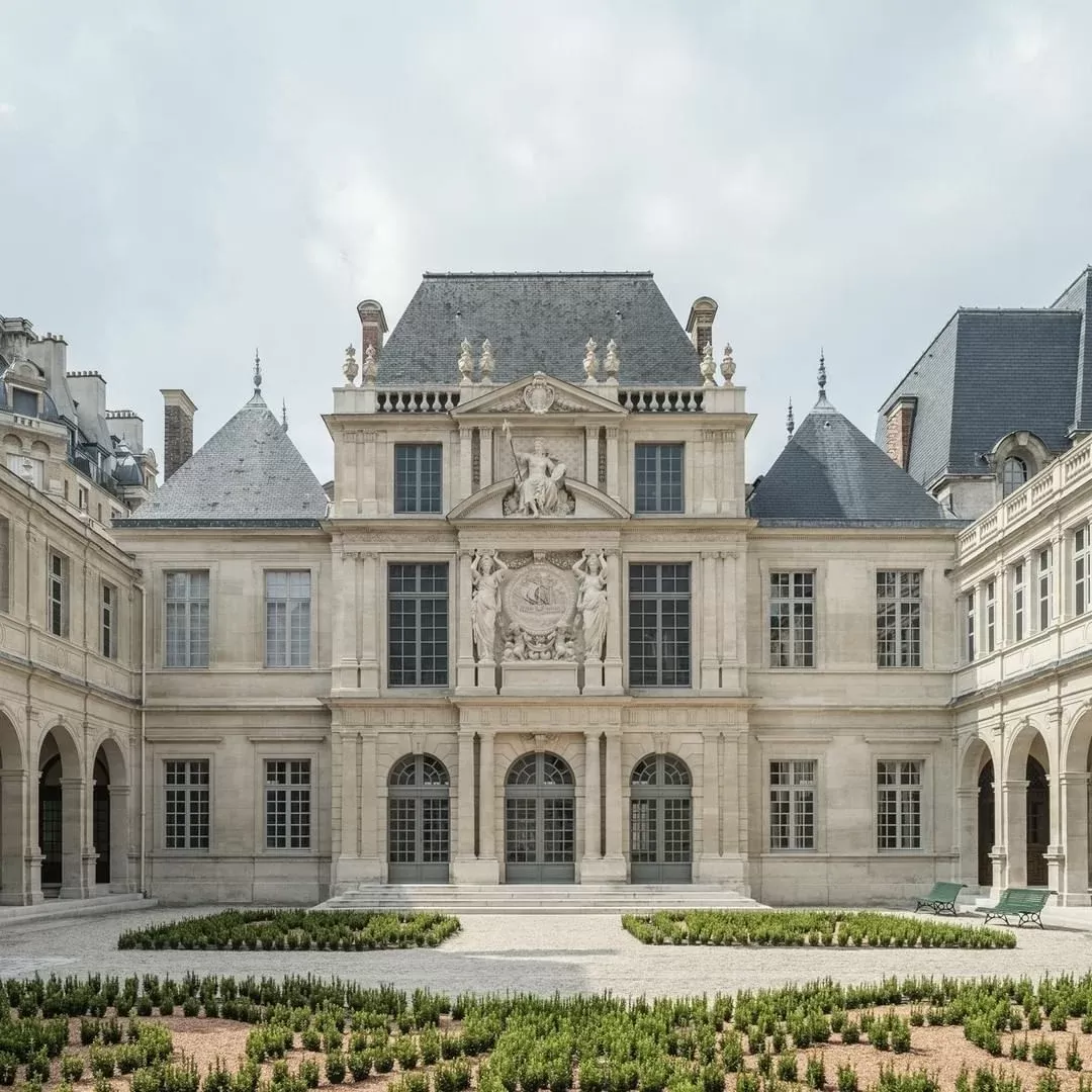 Парижский музей Карнавале открылся после реставрации